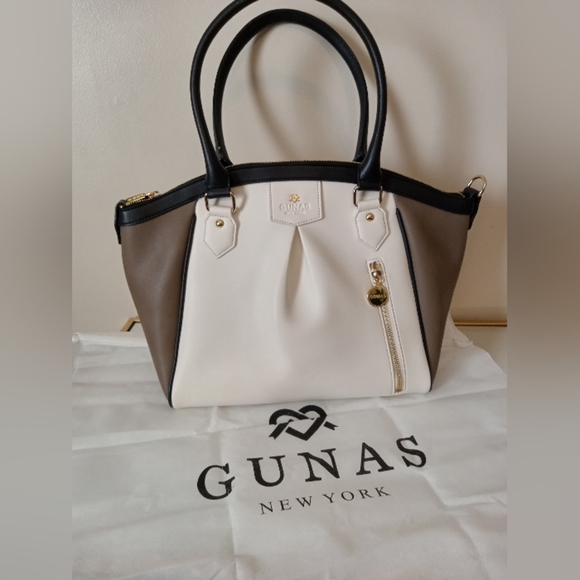 GUNAS New York Madison Shoulder Bag with Crossbody Strap - Picture 13 of 13
